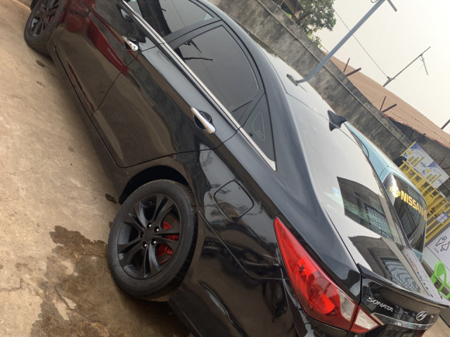 Hyundai Sonata, Voitures, Conakry