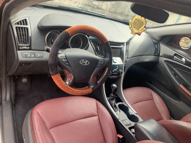 Hyundai Sonata, Voitures, Conakry