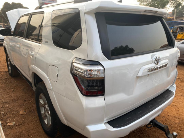 Toyota 4Runner, Voitures, Conakry