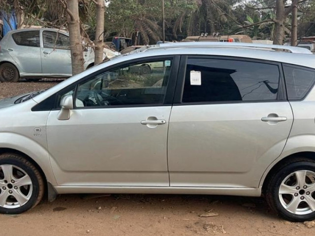 Toyota Corolla, Voitures, Conakry