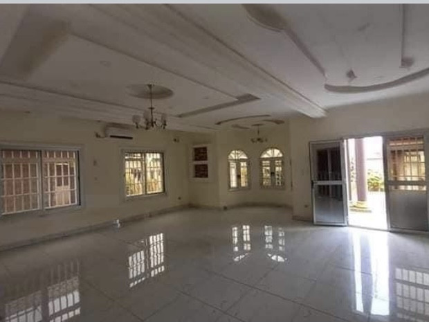 Bâtiment à Kobayah, Maisons, Conakry