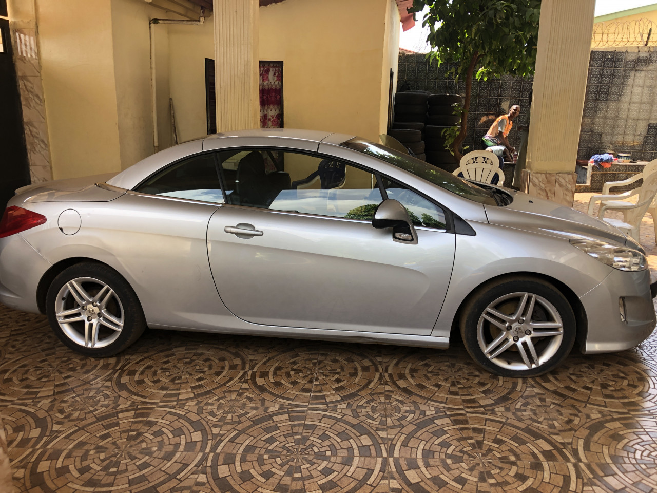 Peugeot 308, Voitures, Conakry