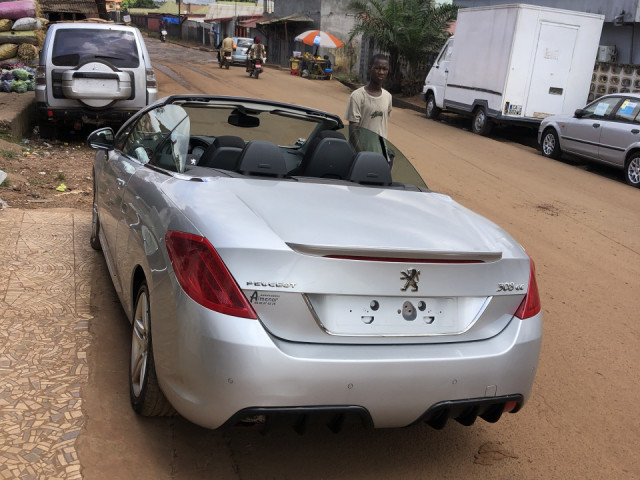 Peugeot 308, Voitures, Conakry