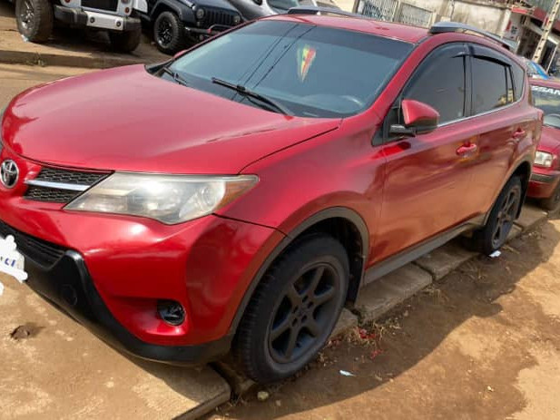 Toyota RAV4, Voitures, Conakry