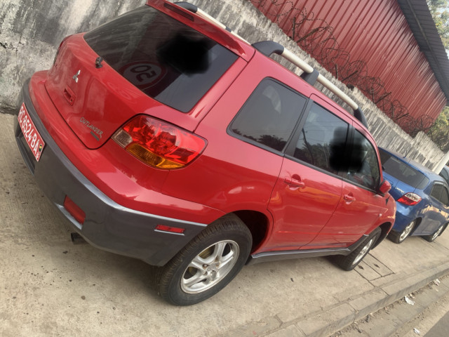 Mitsubishi Outlander, Voitures, Conakry