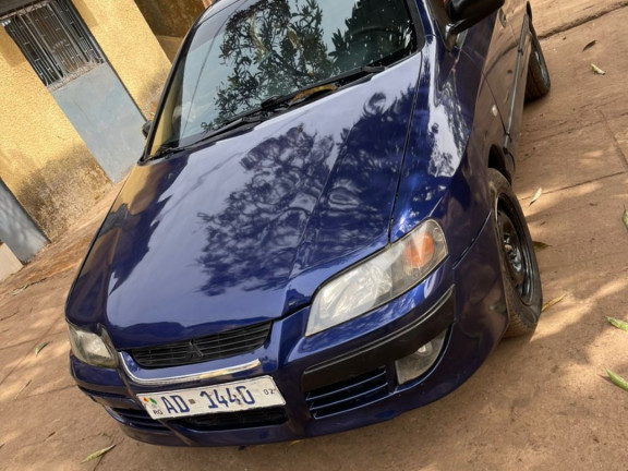 Mitsubishi Space Star, Voitures, Conakry