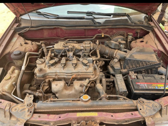 Nissan Almera, Voitures, Conakry