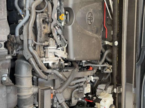 Toyota RAV4, Voitures, Conakry