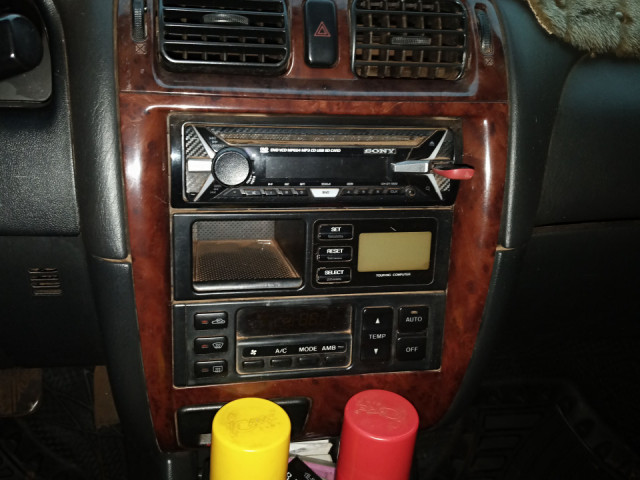 Mazda 626, Voitures, Conakry
