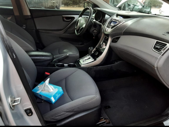 Hyundai Elantra, Voitures, Conakry