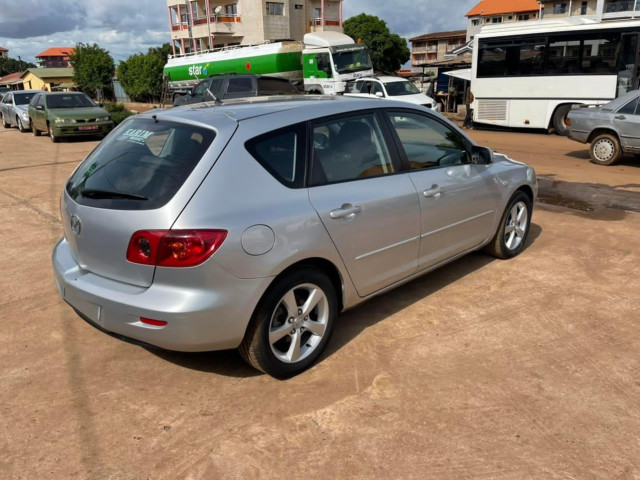 Mazda 3, Voitures, Conakry
