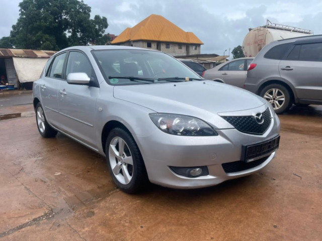 Mazda 3, Voitures, Conakry
