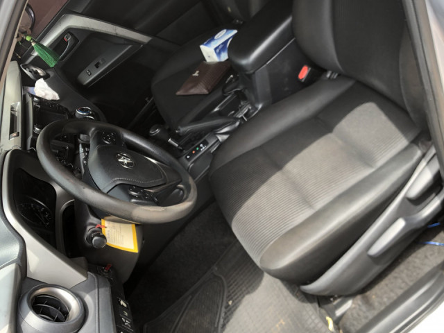 Toyota RAV4, Voitures, Conakry