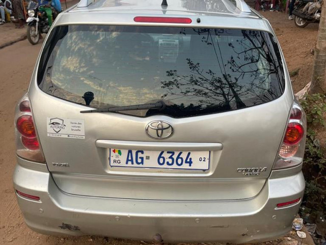 Toyota Corolla Verso, Voitures, Conakry