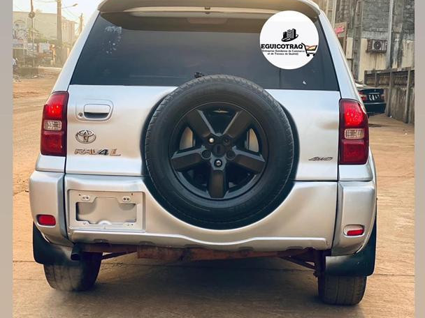Toyota RAV4, Voitures, Conakry