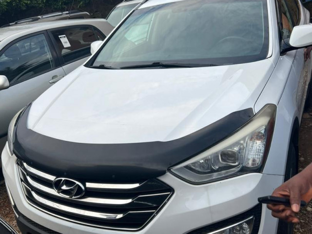 Hyundai Santa Fe, Voitures, Conakry
