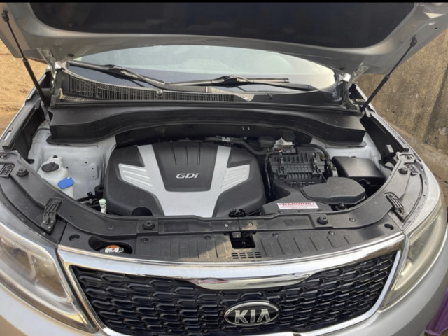 Kia Sorento, Voitures, Conakry
