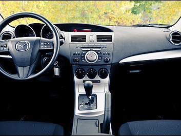 Mazda 3, Voitures, Conakry