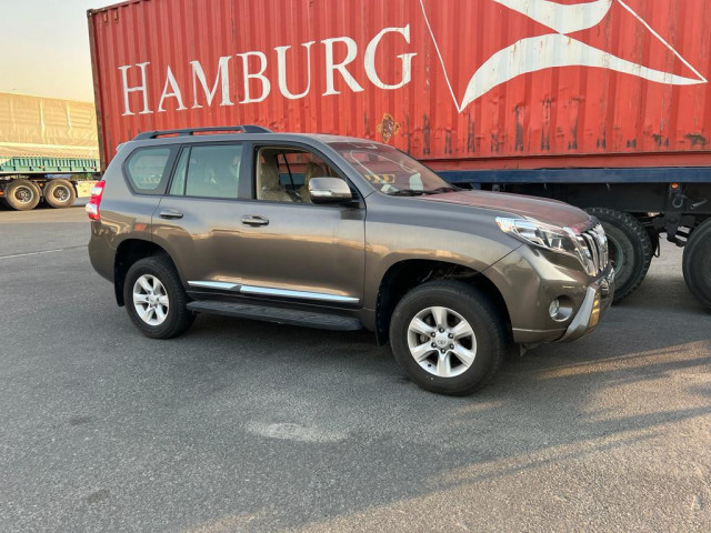 Toyota Land Cruiser Prado, Voitures, Conakry