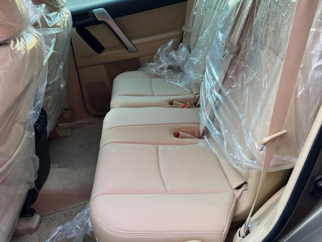 Toyota Land Cruiser Prado, Voitures, Conakry