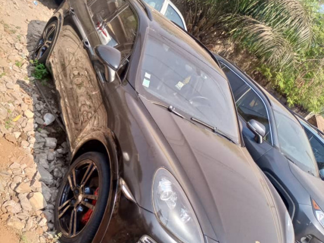 Porche Cayenne, Voitures, Conakry