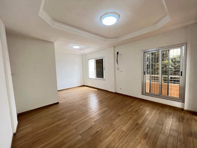 Des appartements a loué a dabondi, Appartements, Conakry