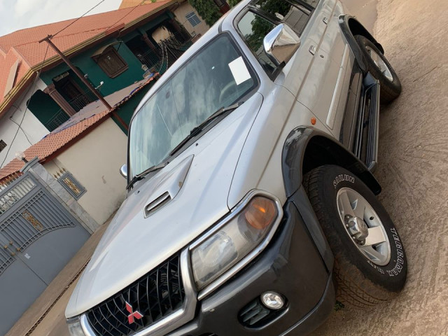 Mitsubishi pajero sortie port, Voitures, Conakry