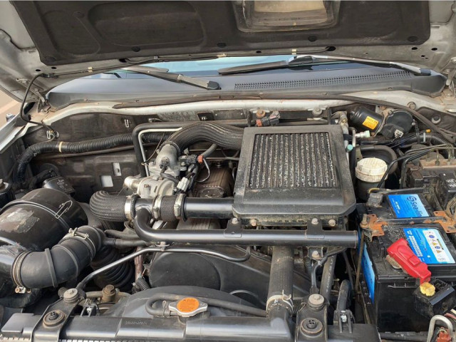 Mitsubishi pajero sortie port, Voitures, Conakry