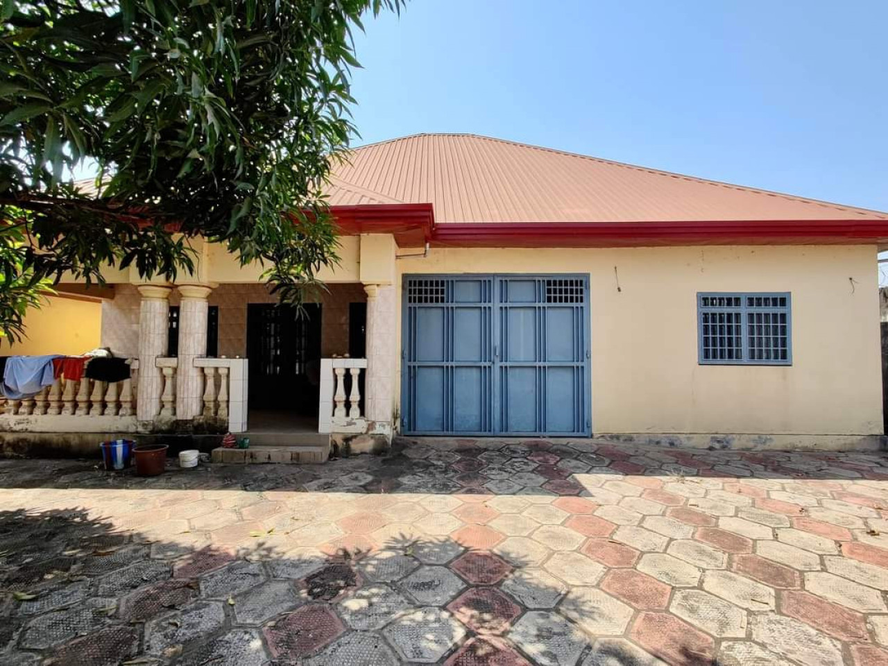 Une villa à vendre à coyah, Maisons, Conakry