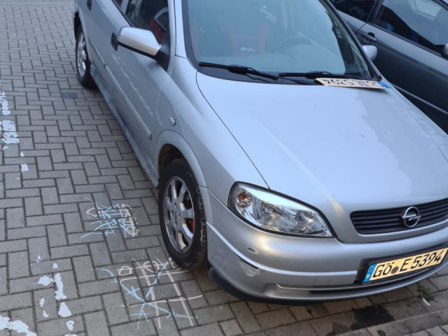 Opel Astra, Voitures, Conakry