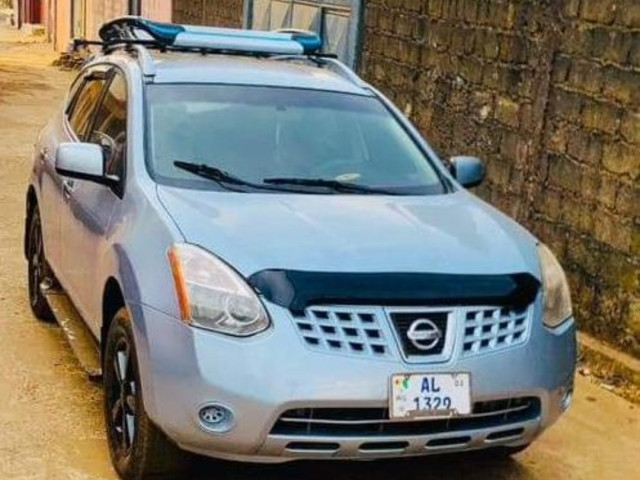 Nissan Rogue, Voitures, Conakry