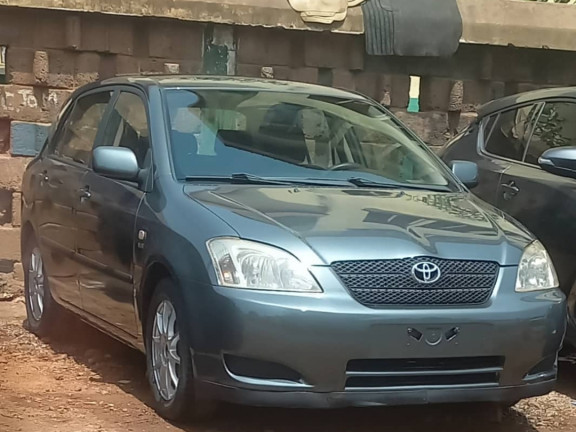 Toyota Corolla, Voitures, Conakry