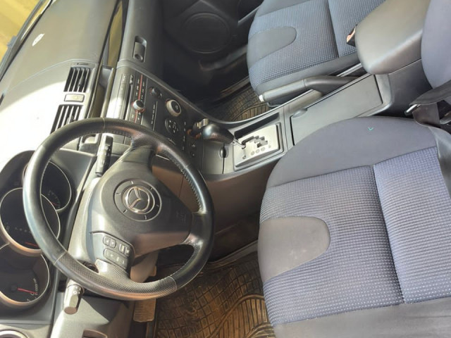 Mazda 3, Voitures, Conakry