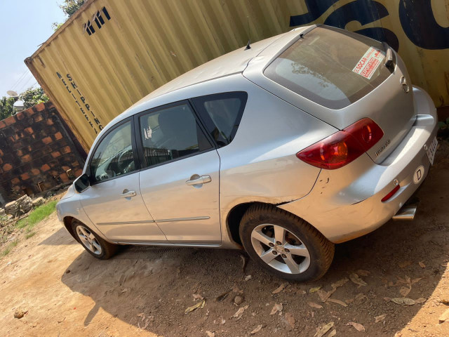 Mazda 3, Voitures, Conakry