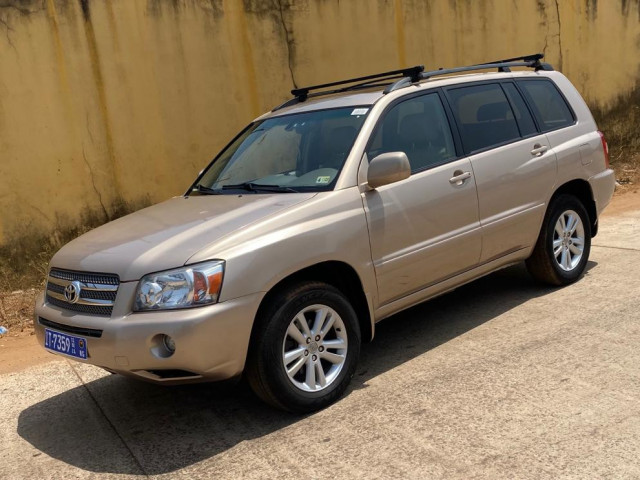Toyota Highlander, Voitures, Conakry