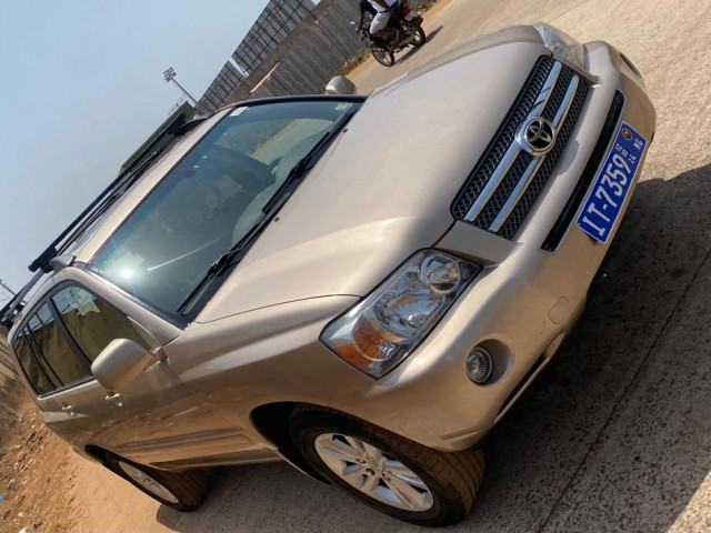 Toyota Highlander, Voitures, Conakry