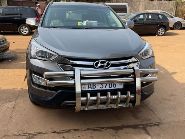 Hyundai Santa Fe, Voitures, Conakry