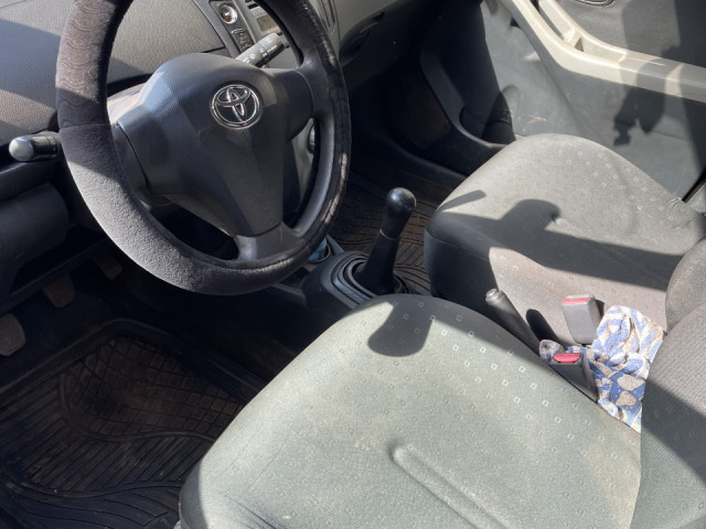 Toyota Yaris, Voitures, Conakry