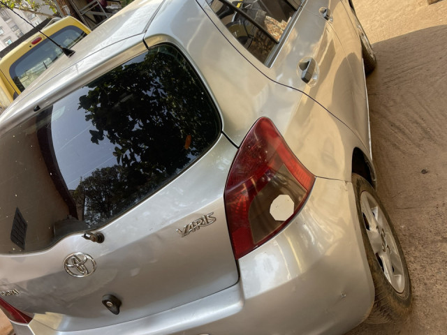 Toyota Yaris, Voitures, Conakry