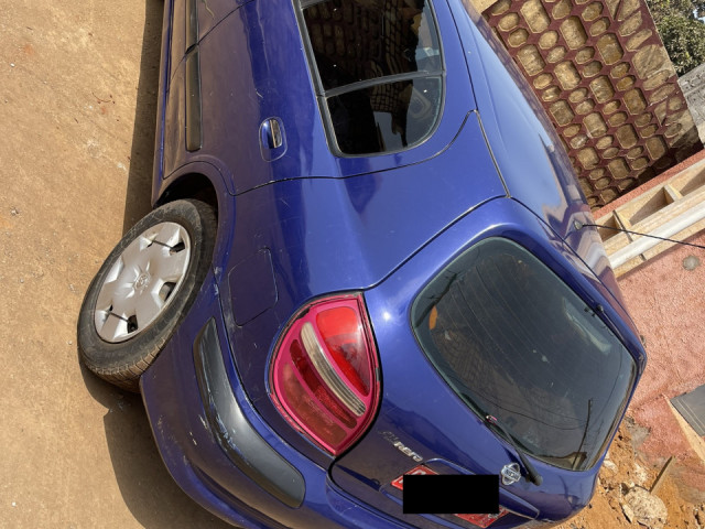 Nissan Almera, Voitures, Conakry