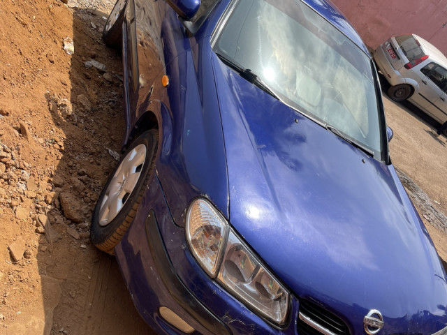 Nissan Almera, Voitures, Conakry