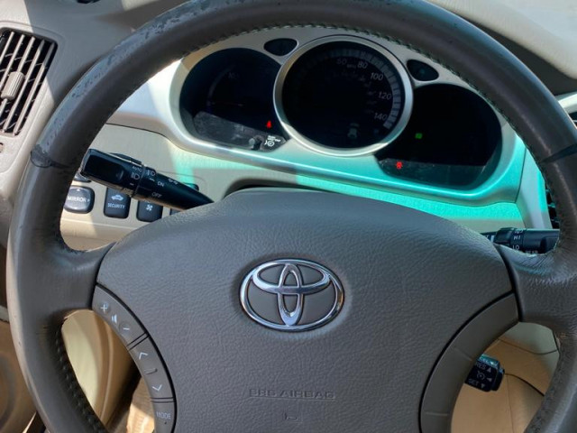 Toyota Highlander, Voitures, Conakry