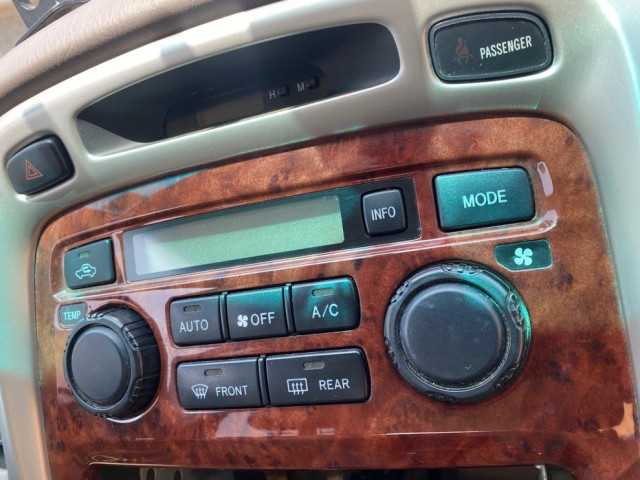 Toyota Highlander, Voitures, Conakry