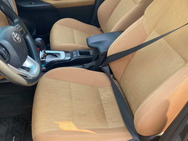 Toyota Fortuner, Voitures, Conakry