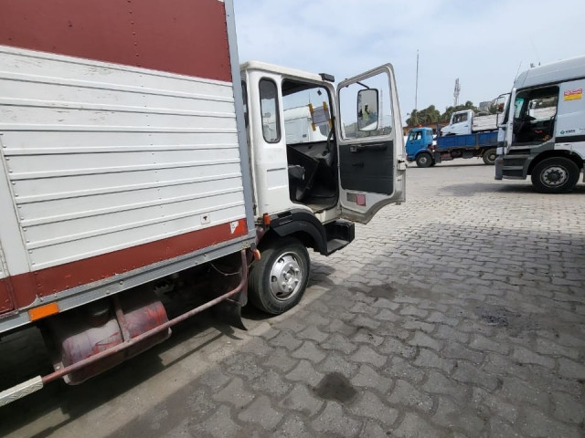 Renault Midliner S110, Camions - Autobus, Conakry