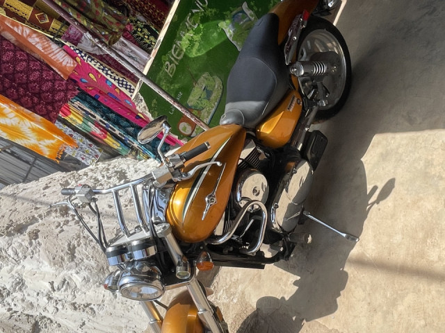 Moto Bajaj Avenger Cruise 220, Motos - Scooters, Conakry