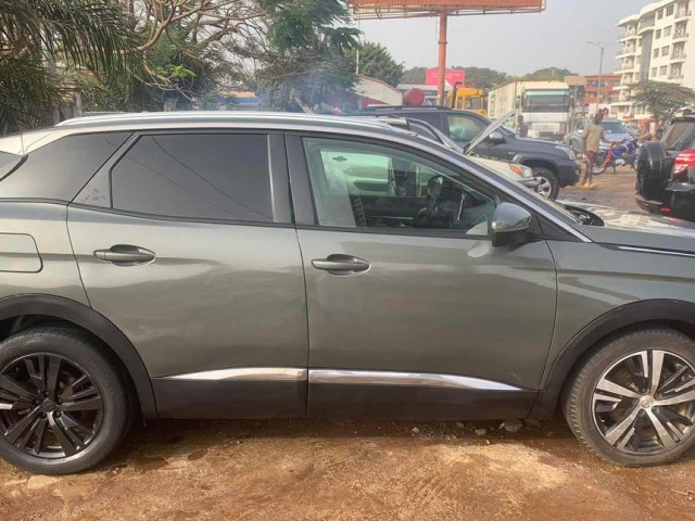 Peugeot 3008, Voitures, Conakry
