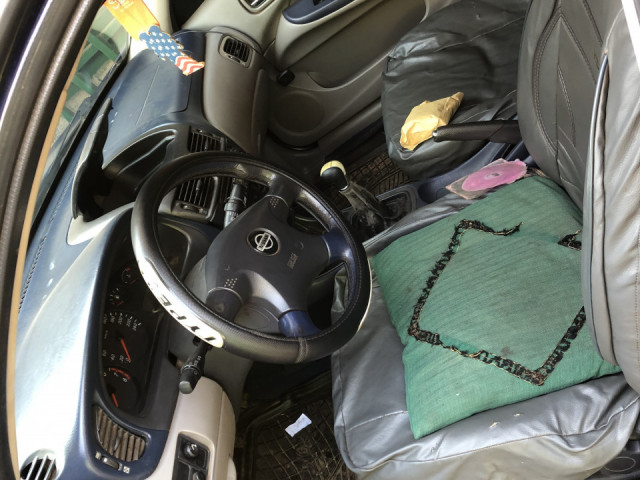 Nissan Almera, Voitures, Conakry