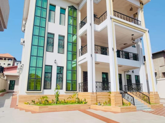 Maison à Lambanyi, Maisons, Conakry