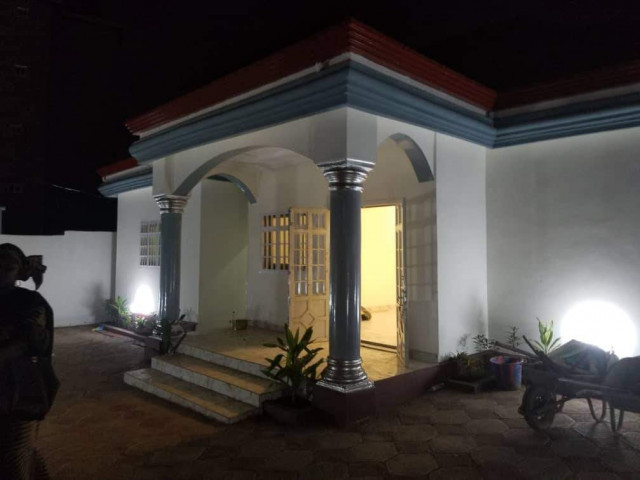 Maison à Foulamadina, Maisons, Conakry